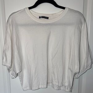 Zara Women's Cream Short Sleeve Tee